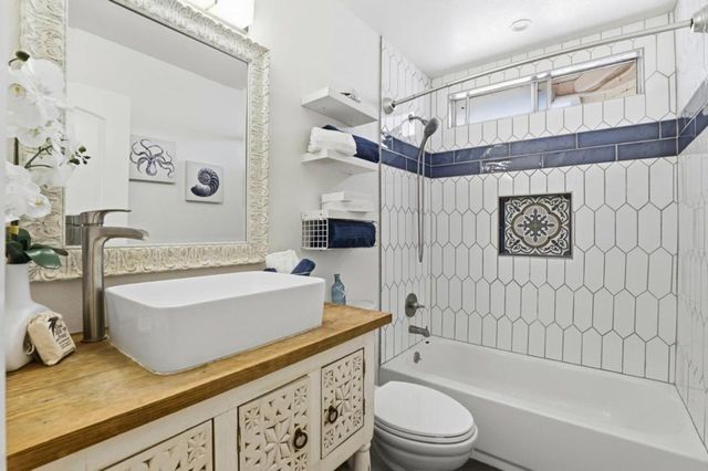 833 Welburn Avenue, Gilroy, CA 95020