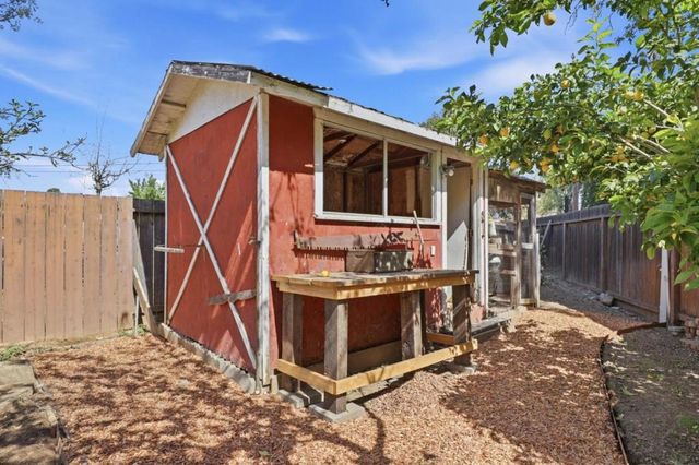 833 Welburn Avenue, Gilroy, CA 95020