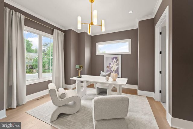 208 ELM ST SW, Vienna, VA 22180