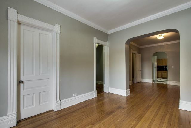 2009 W HURON Street, Chicago, IL 60612