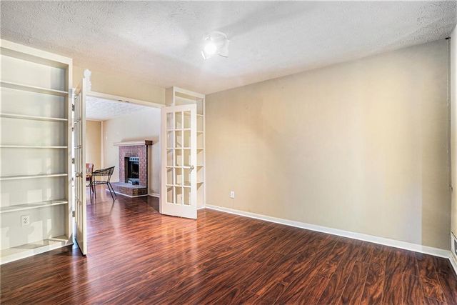 890 Kent Court, Lithonia, GA 30058
