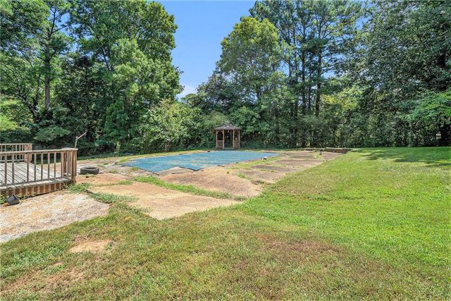 890 Kent Court, Lithonia, GA 30058