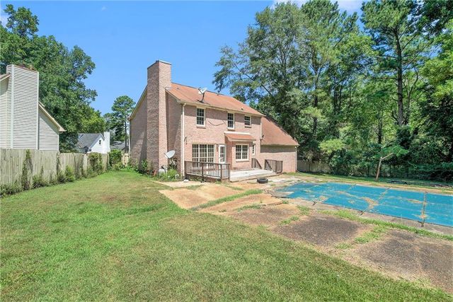 890 Kent Court, Lithonia, GA 30058