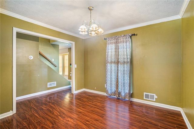 890 Kent Court, Lithonia, GA 30058