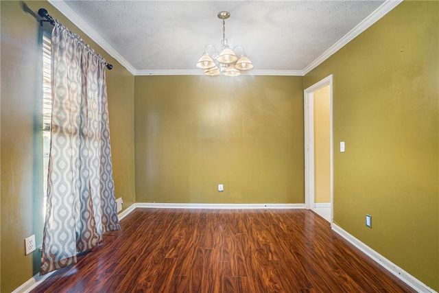 890 Kent Court, Lithonia, GA 30058