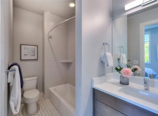 5902 Cherry Hill Road, Ann Arbor, MI 48105