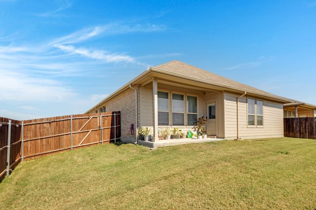 1000 Kirkham Way, Fort Worth, TX 76247