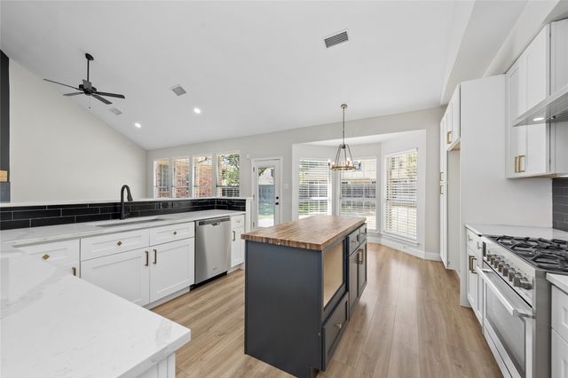 6606 Carriage Drive, Colleyville, TX 76034