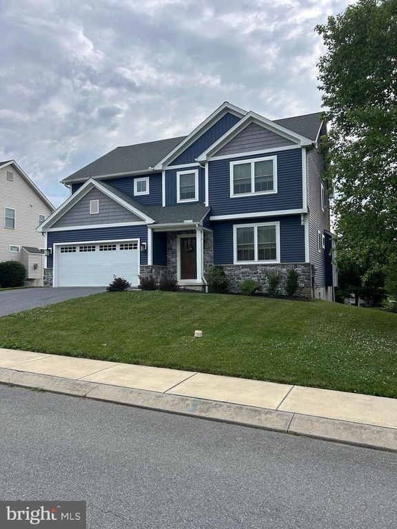 124 KILGANNON LN, Lancaster, PA 17603