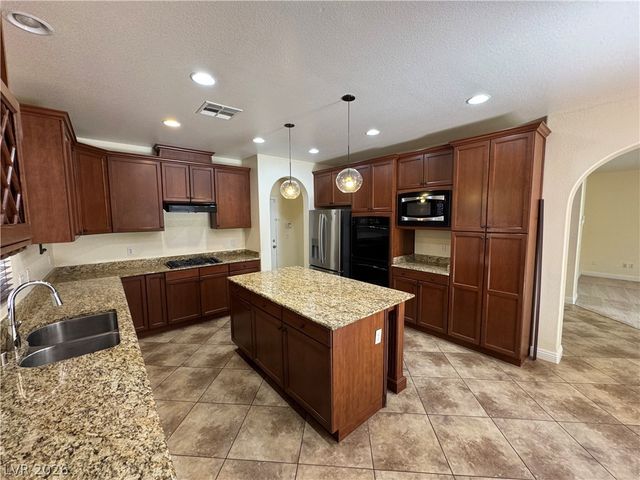 1333 Jamesbury Road, Las Vegas, NV 89135