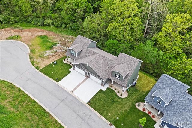 7953 Shadow Creek, Caseyville, IL 62232