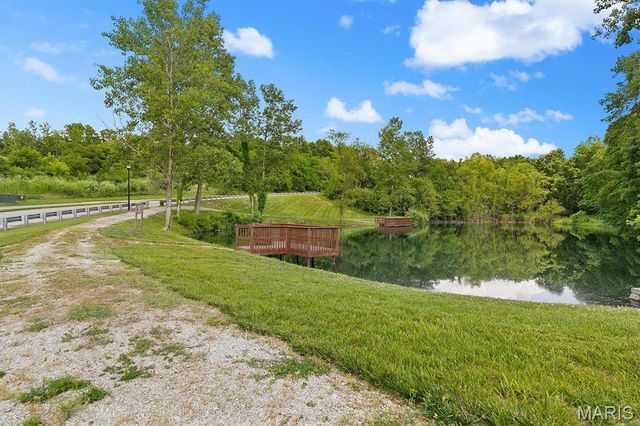 7953 Shadow Creek, Caseyville, IL 62232