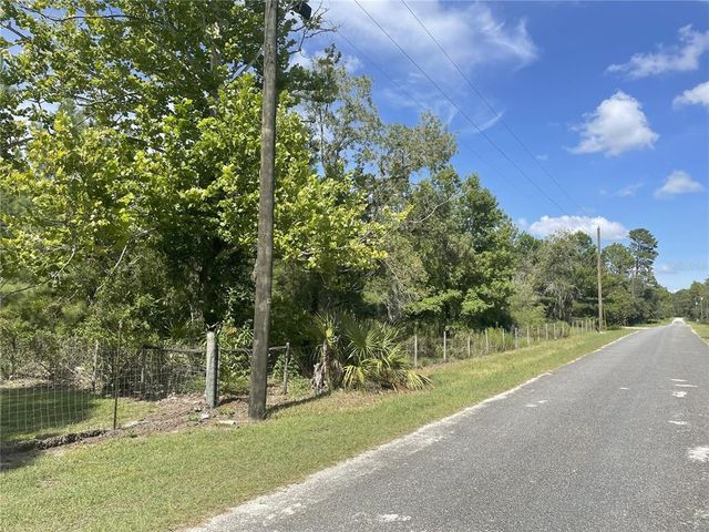 5529 W STOCKHOLM LANE, Dunnellon, FL 34433