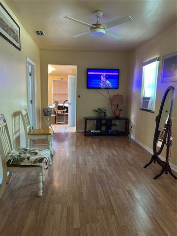 629 HOLMES AVENUE, Daytona Beach, FL 32114