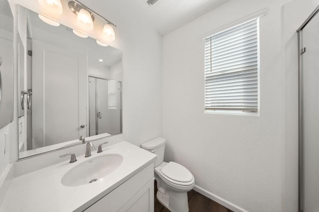 307 Mercantile St, Lathrop, CA 95330