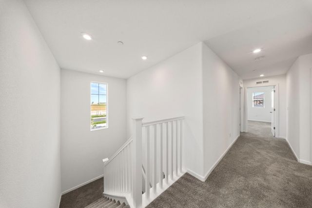 307 Mercantile St, Lathrop, CA 95330