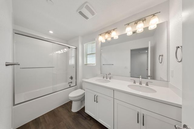 307 Mercantile St, Lathrop, CA 95330