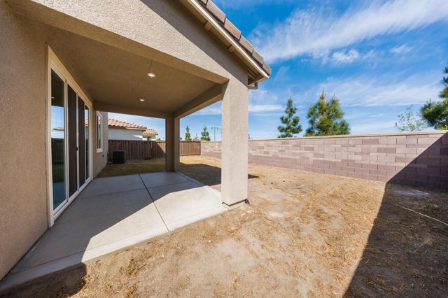 307 Mercantile St, Lathrop, CA 95330