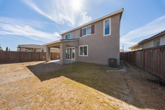 307 Mercantile St, Lathrop, CA 95330