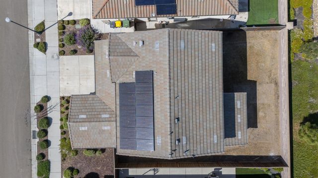 307 Mercantile St, Lathrop, CA 95330