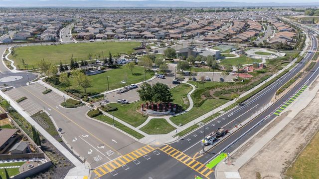 307 Mercantile St, Lathrop, CA 95330