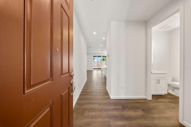 307 Mercantile St, Lathrop, CA 95330