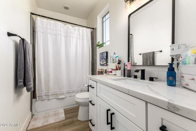 2707 W LAMAR Road, Phoenix, AZ 85017