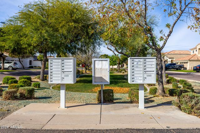 2707 W LAMAR Road, Phoenix, AZ 85017