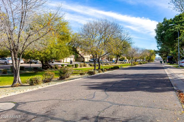 2707 W LAMAR Road, Phoenix, AZ 85017