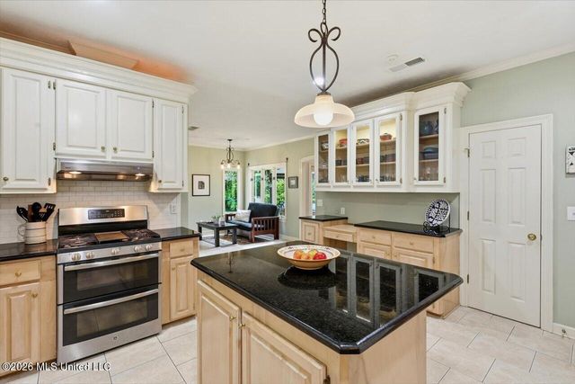 211 Winsmere Way, Ridgeland, MS 39157