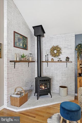 1710 CROSSFIELD DR, Lancaster, PA 17603