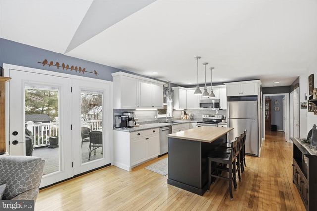 1710 CROSSFIELD DR, Lancaster, PA 17603