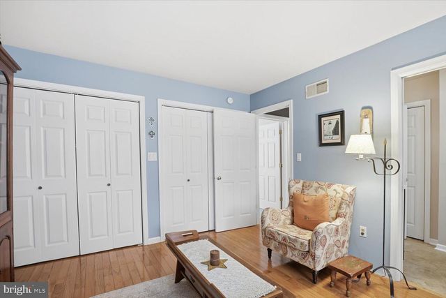 1710 CROSSFIELD DR, Lancaster, PA 17603