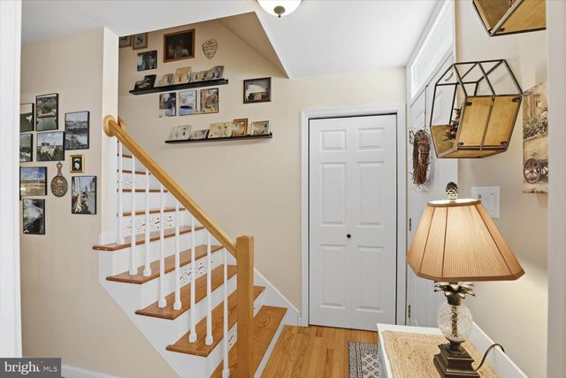 1710 CROSSFIELD DR, Lancaster, PA 17603