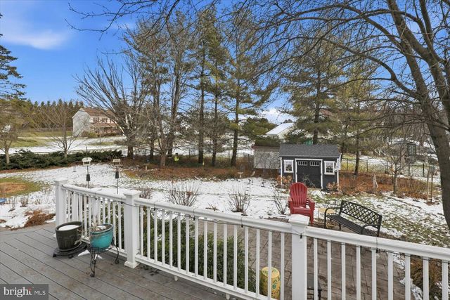 1710 CROSSFIELD DR, Lancaster, PA 17603