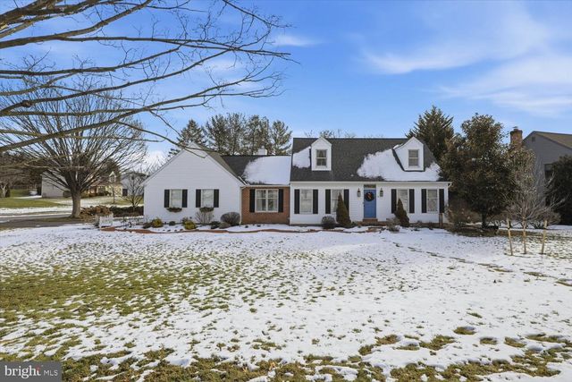 1710 CROSSFIELD DR, Lancaster, PA 17603