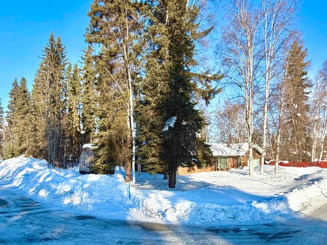92 D STREET, Fairbanks, AK 99701