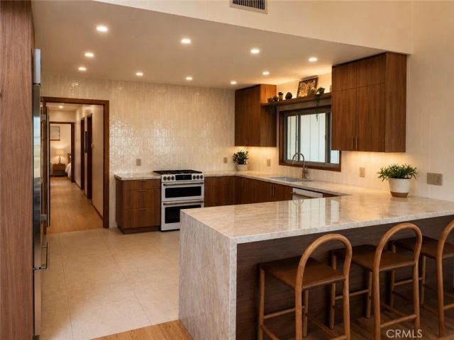 16 Cinnamon Lane, Rancho Palos Verdes, CA 90275