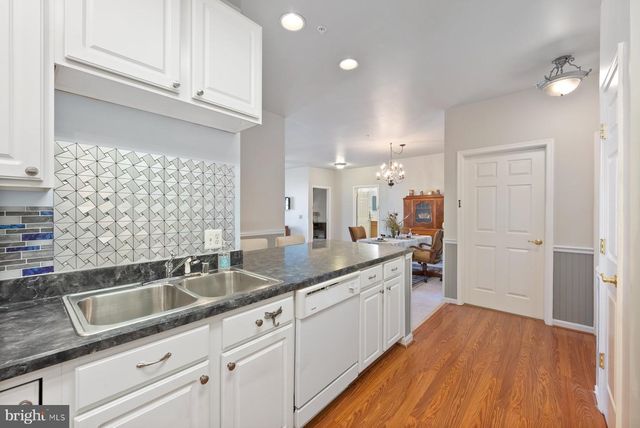 2607 CHAPEL LAKE DR #313, Gambrills, MD 21054