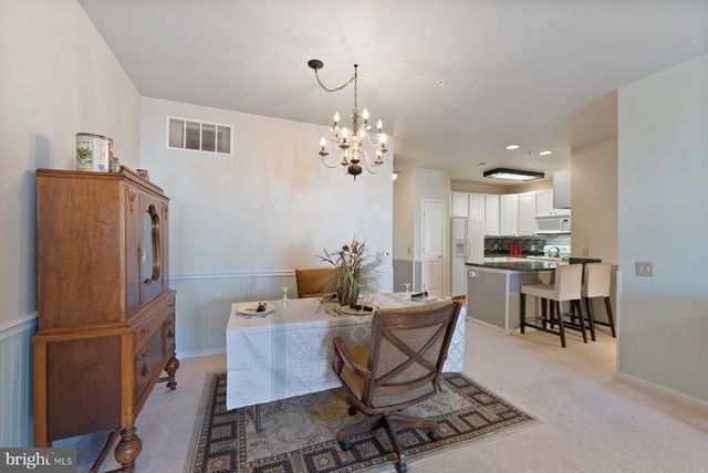 2607 CHAPEL LAKE DR #313, Gambrills, MD 21054