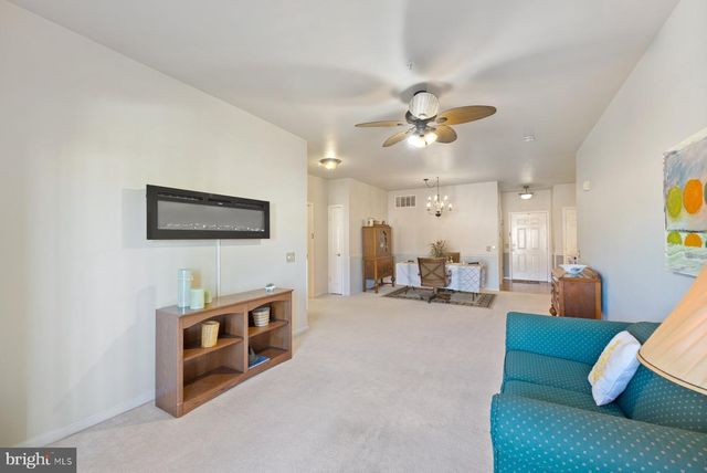 2607 CHAPEL LAKE DR #313, Gambrills, MD 21054