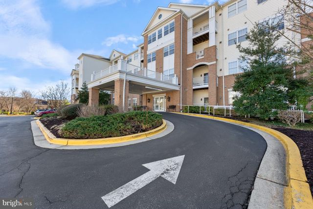 2607 CHAPEL LAKE DR #313, Gambrills, MD 21054