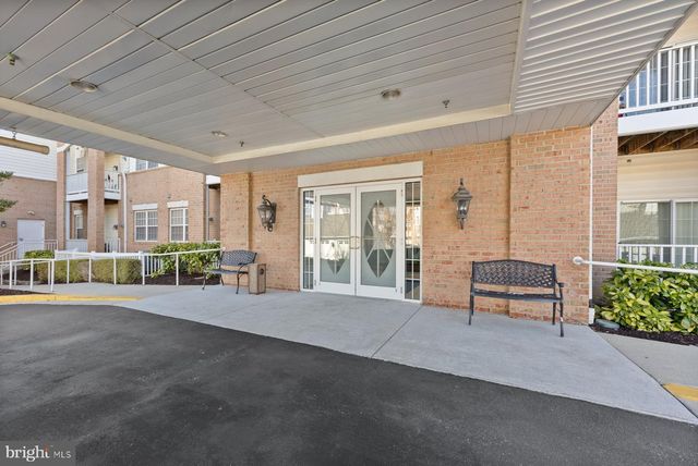 2607 CHAPEL LAKE DR #313, Gambrills, MD 21054