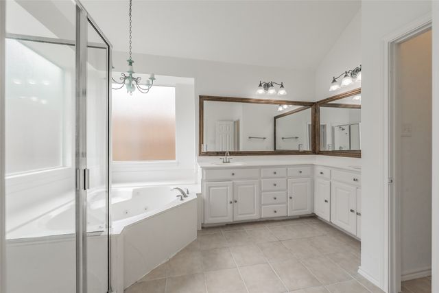 8648 Prairie Dawn Drive, Fort Worth, TX 76131