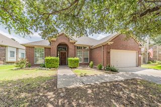 8648 Prairie Dawn Drive, Fort Worth, TX 76131