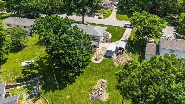 2800 S Cedar Crest Terrace, Independence, MO 64057