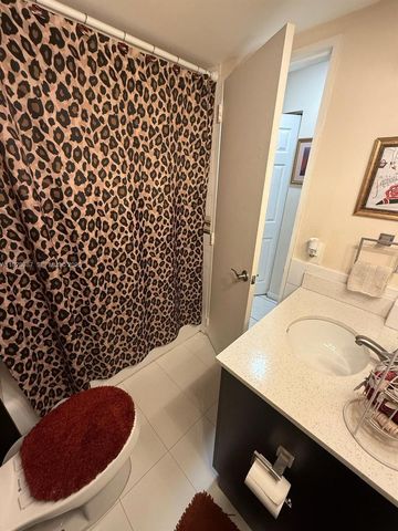 4210 NW 79th Ave 1E, Doral, FL 33166