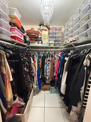 4210 NW 79th Ave 1E, Doral, FL 33166