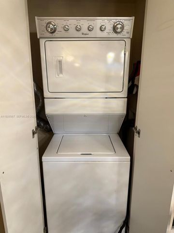 4210 NW 79th Ave 1E, Doral, FL 33166