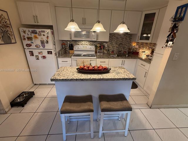 4210 NW 79th Ave 1E, Doral, FL 33166